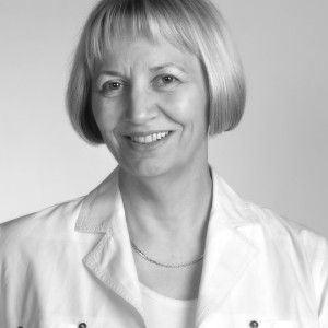 Anni Kirk